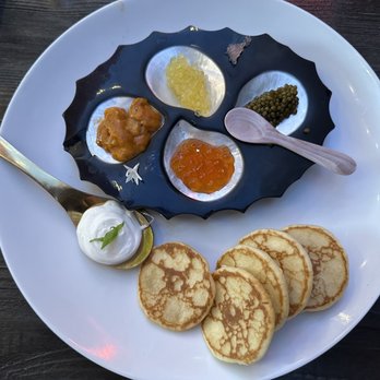 Blind Ox - Caviar flight. 3 kinds of caviar, and uni. - Tapas/Small Plates Near Me - Honolulu, Hawaii