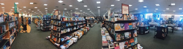Barnes & Noble by null