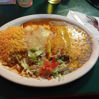 El Aguila Real - A plate full of goodness. Time to chow down. - Mexican Near Me - Lakeview, Oregon