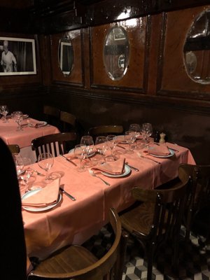 Chez l'Ami Louis by null