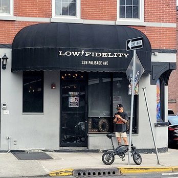 Low Fidelity - Storefront (06/22/24). @LowFidelityBar #JerseyCity #NewJersey #DetroitPizza #Pizza #Ribs #FoodPorn - Cocktail Bars Near Me - Jersey City, New Jersey Low Fidelity - Storefront (06/22/24). @LowFidelityBar #JerseyCity #NewJersey #DetroitPizza #Pizza #Ribs #FoodPorn - Cocktail Bars Near Me - Jersey City, New Jersey