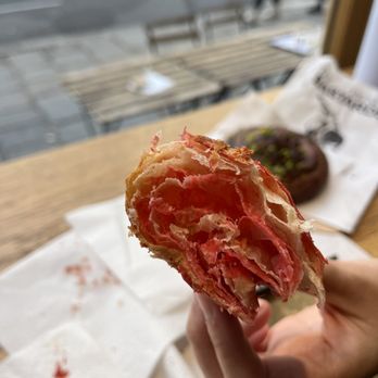 BO&MIE - raspberry croissant - Bakeries Near Me - Paris, 75