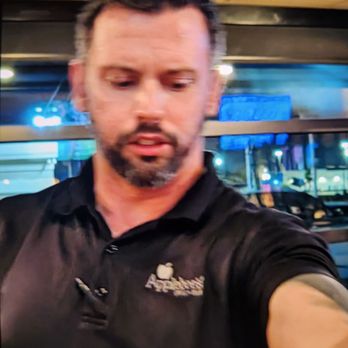 Applebee's Grill + Bar - Sports Bars Near Me - Portland, Texas
