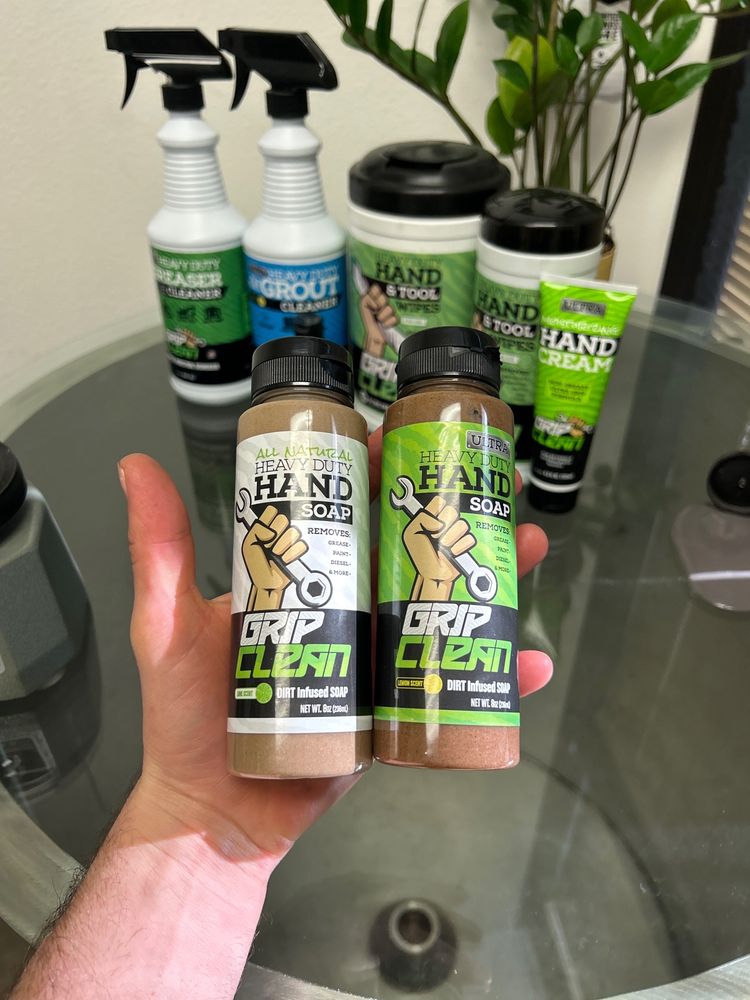 LABEL PRODUCTIONS Updated June 2024 41136 Sandalwood Cir, Murrieta