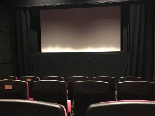 Film Streams' Dundee Theater by null