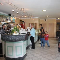 Tinas Eiscafe - Tina