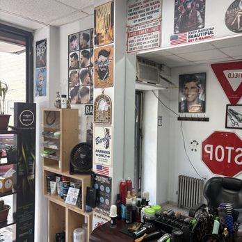 Eddie's Barber Shop - Barbers Near Me - New York, New York Eddie's Barber Shop - Barbers Near Me - New York, New York