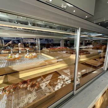 Paris Baguette - Bakeries Near Me - Long Beach, California Paris Baguette - Bakeries Near Me - Long Beach, California