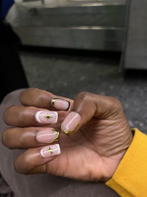 MSQ Nail Spa by null