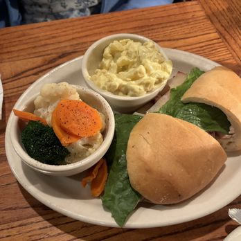 Shady Oak Barbeque & Grill - Smoked turkey breast sandwich and sides - Barbeque Near Me - Fort Worth, Texas Shady Oak Barbeque & Grill - Smoked turkey breast sandwich and sides - Barbeque Near Me - Fort Worth, Texas