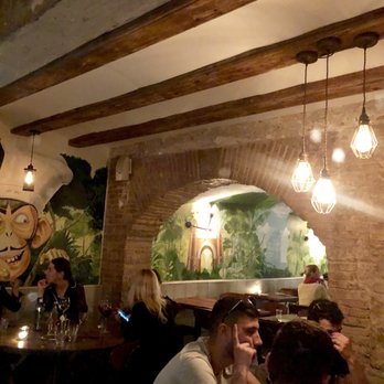 Sensi Mezzanine - Upper dining room - Tapas Bars Near Me - Barcelona, B