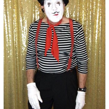 Social Booth - Willy - Photo Booth Rentals Near Me - Las Vegas, Nevada Social Booth - Willy - Photo Booth Rentals Near Me - Las Vegas, Nevada
