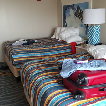 Hotel Breakers - Here's our room - Hotels Near Me - Sandusky, Ohio Hotel Breakers - Here's our room - Hotels Near Me - Sandusky, Ohio