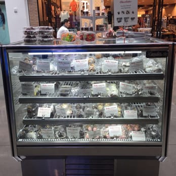 Ruby's Chocolates - Various Selection of desserts - Chocolatiers & Shops Near Me - Hamilton, Ohio Ruby's Chocolates - Various Selection of desserts - Chocolatiers & Shops Near Me - Hamilton, Ohio