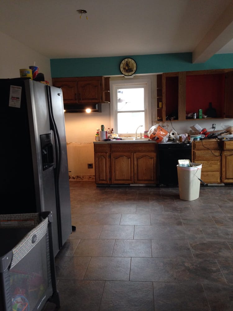 MEL’S CARPET OUTLET Updated October 2024 10 Photos 3120 Cedar