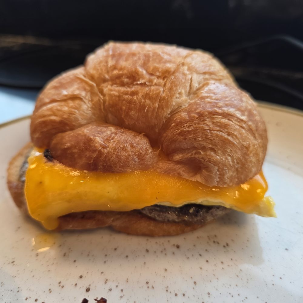 $18 Breakfast Sandwich $18 Breakfast Sandwich