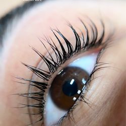 Eyebrow Art Threading