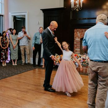 Eagle Ridge by Wedgewood Weddings - Father daughter dance and bride and father dance all in one - Venues & Event Spaces Near Me - Gilroy, California Eagle Ridge by Wedgewood Weddings - Father daughter dance and bride and father dance all in one - Venues & Event Spaces Near Me - Gilroy, California