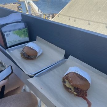Grill 'Em All - burger - Burgers Near Me - Long Beach, California