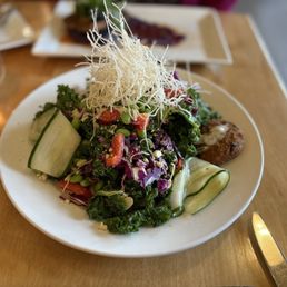 Peanut crunch salad Peanut crunch salad