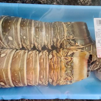 Costco - Humongous Lobster Tails 3 lbs - Grocery Near Me - Sacramento, California Costco - Humongous Lobster Tails 3 lbs - Grocery Near Me - Sacramento, California