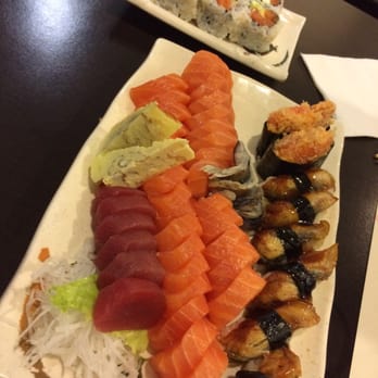 Yonge Sushi - Japanese Near Me - Toronto, Ontario