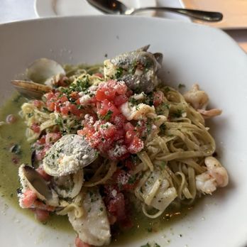 Parkers' Lighthouse - Seafood Linguine - Seafood Near Me - Long Beach, California Parkers' Lighthouse - Seafood Linguine - Seafood Near Me - Long Beach, California