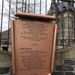 Weingut Schloß Lieser