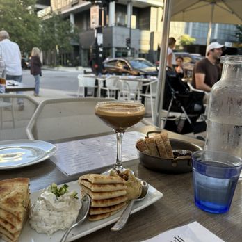 Avli River North - Greek Near Me - Chicago, Illinois