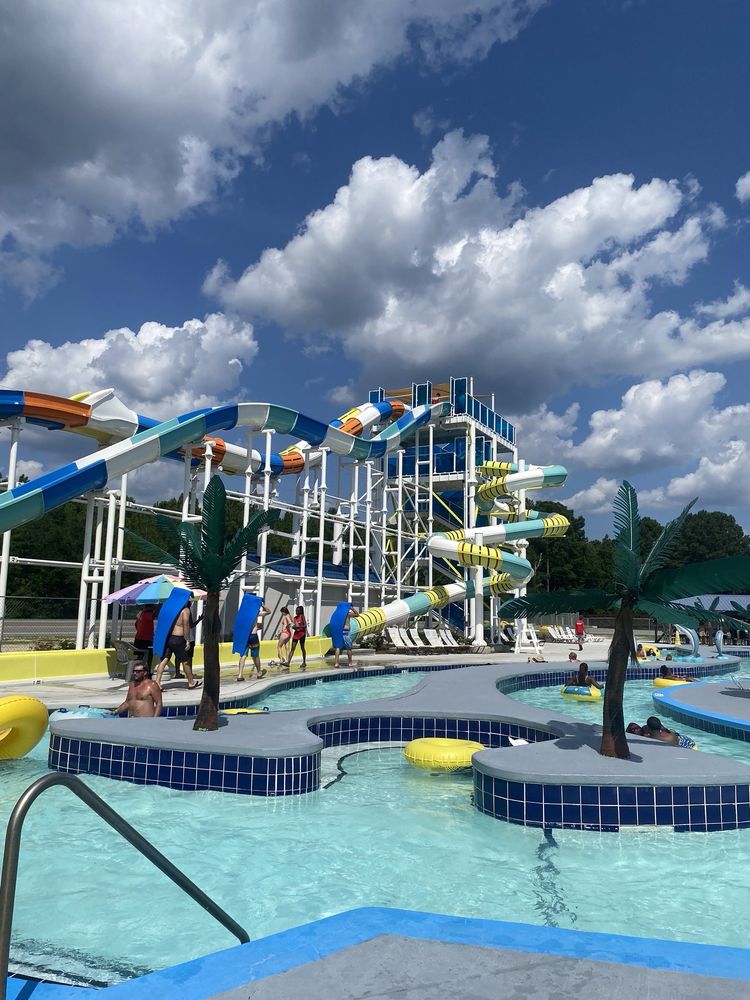 White Lake Water Park Logo