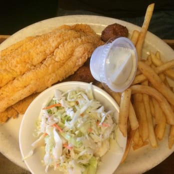 Steve's Landing - Catfish platter - Seafood Near Me - Soddy Daisy, Tennessee