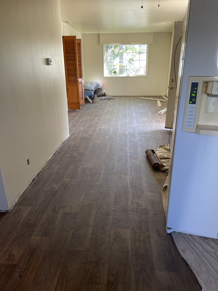 Slide of Ariana Roofing