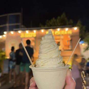 Reef’s Real Fruit Ice Cream - Mango and banana mixed with coconut ice cream - Ice Cream & Frozen Yogurt Near Me - Kihei, Hawaii Reef’s Real Fruit Ice Cream - Mango and banana mixed with coconut ice cream - Ice Cream & Frozen Yogurt Near Me - Kihei, Hawaii
