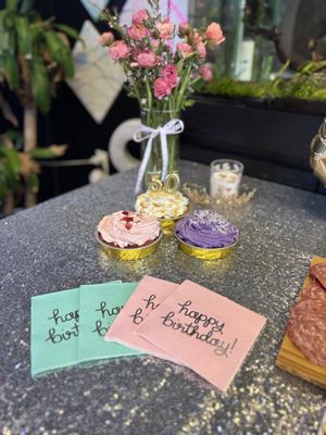 Kona Kakes Tropical Cake Bakery by null
