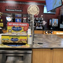 Lincoln Shop-N-Fill Food Mart