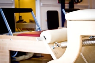 Vive Pilates & Motion Logo