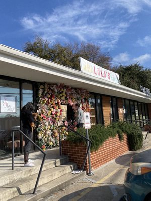 Lola's Donuts by null