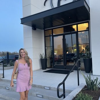 Pearl & Vine - New American Near Me - Katy, Texas Pearl & Vine - New American Near Me - Katy, Texas