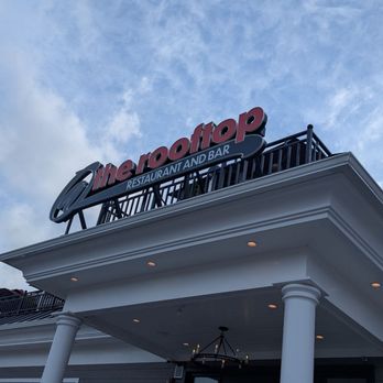 At The Rooftop - Cocktail Bars Near Me - Canton, Connecticut