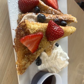 Tipsy Beans Cafe - Stuffed French toast - Bars Near Me - Williamsburg, Virginia