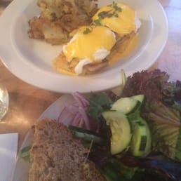 Eggs Benedict
