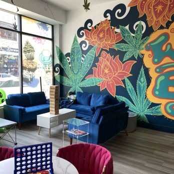 Wake N Bakery - Logan Square - Inside - Coffee & Tea Near Me - Chicago, Illinois