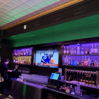 The Roosevelt - Cocktail Bars Near Me - East Rutherford, New Jersey