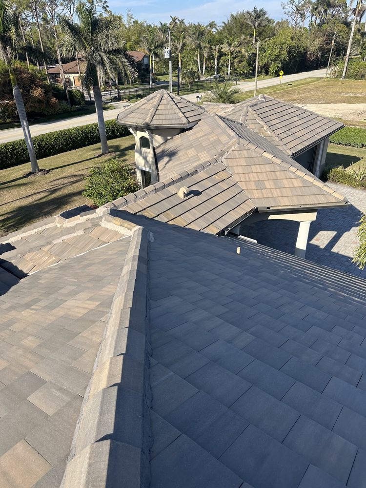 Slide of Salvo Roofing