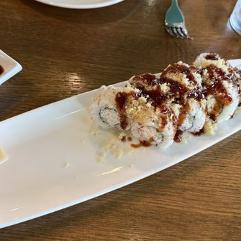 Kona Grill - Tigard - Sushi roll crab crunch - Sushi Bars Near Me - Tigard, Oregon