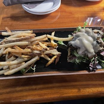 The L Wine Bar - Burger sans bun. - Wine Bars Near Me - Elkhart, Indiana The L Wine Bar - Burger sans bun. - Wine Bars Near Me - Elkhart, Indiana