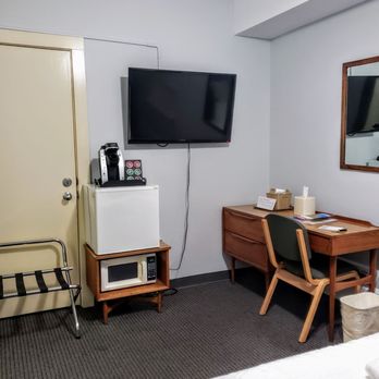 Fountain Inn - Our Room at Fountain Inn - Hotels Near Me - Lakeside Marblehead, Ohio Fountain Inn - Our Room at Fountain Inn - Hotels Near Me - Lakeside Marblehead, Ohio