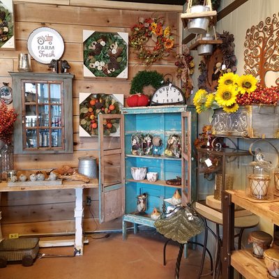 Photo of Critser's Flowers & Gifts - Morgantown, IN, US. home decor