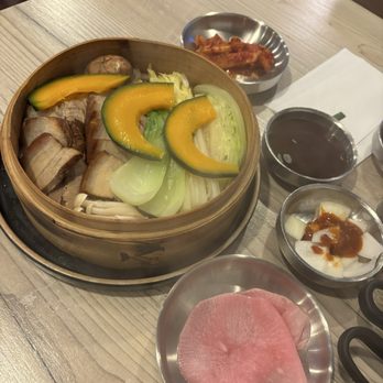 Moobongri Irvine Barranca - Korean Near Me - Irvine, California
