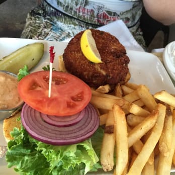 Mangoes - Crabs cake wonderful - Seafood Near Me - Key West, Florida